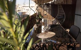 Papazoli Peaceful Central Living